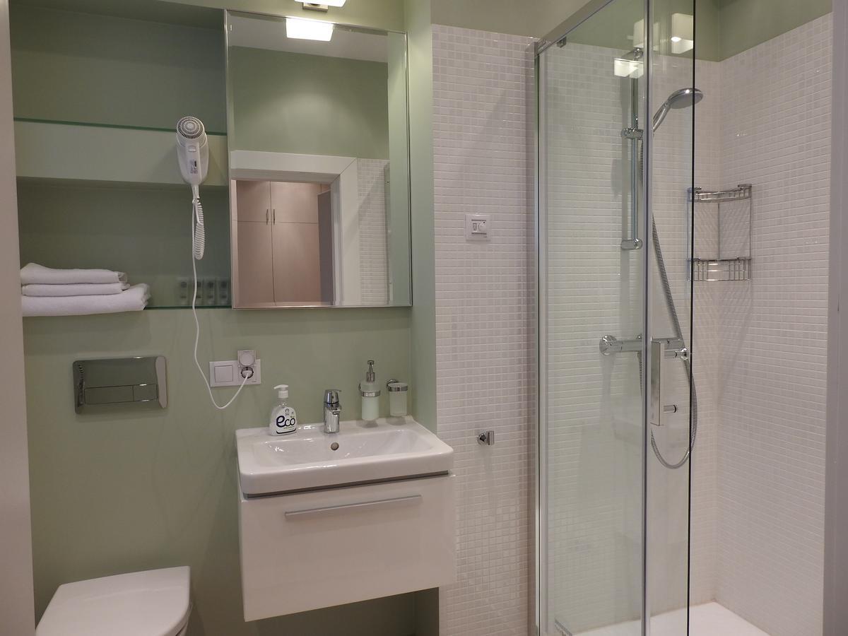 Vienibas Prospekts 6 Apartment ยูร์มาลา ภายนอก รูปภาพ