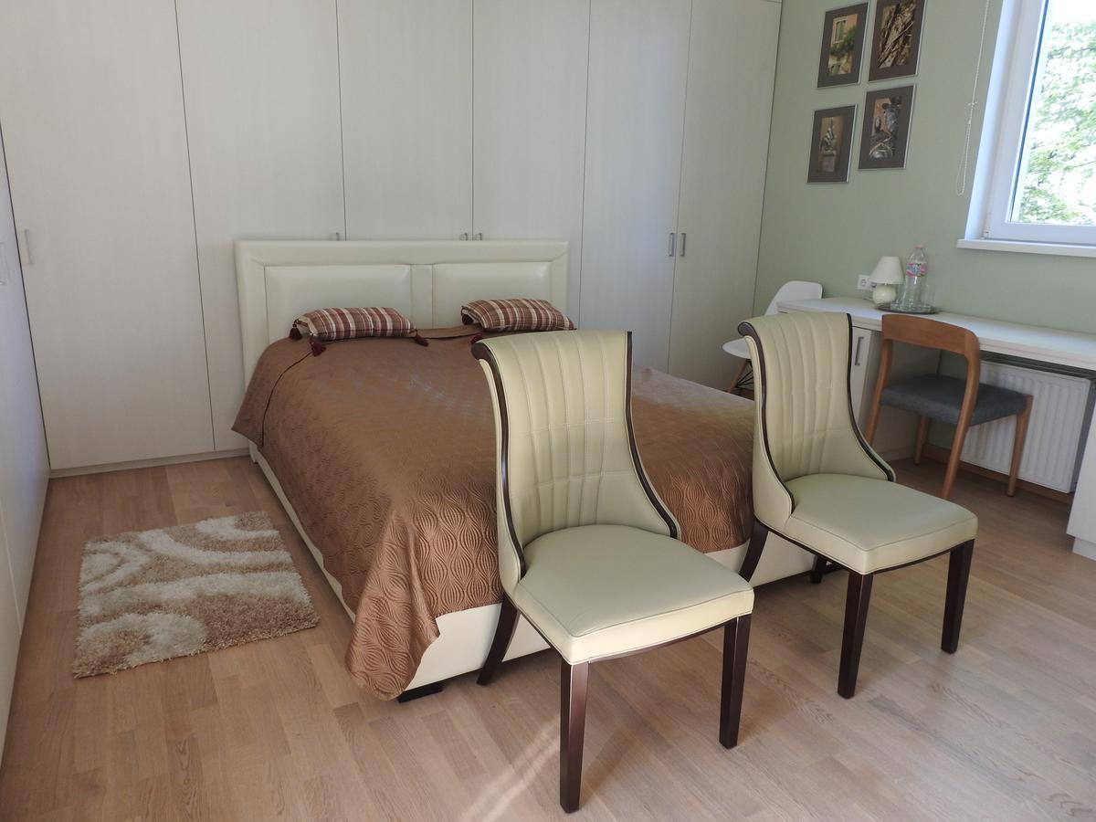 Vienibas Prospekts 6 Apartment ยูร์มาลา ภายนอก รูปภาพ